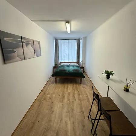 Nice Rooms In City Center Krakow-3